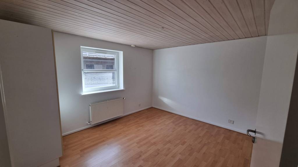 Værelse mod gårdspladsen