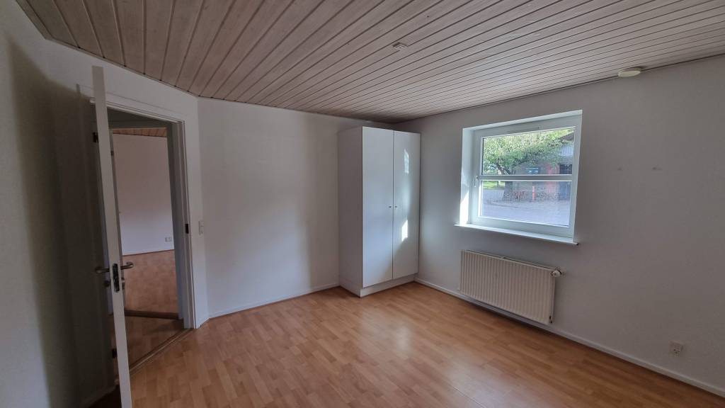 Værelse mod gårdspladsen